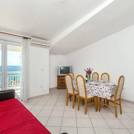 Neda Apartment