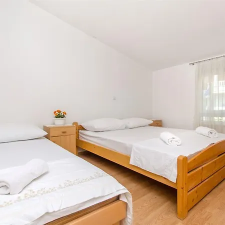 Apartment Neda Duce